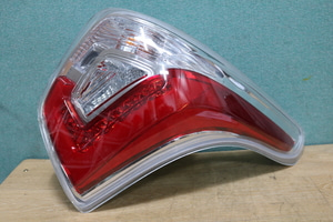 티볼리 LED 테일램프 운전석